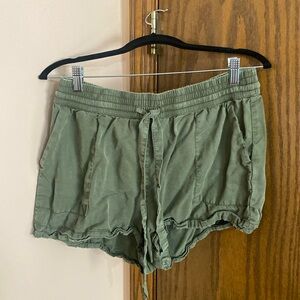 Size medium olive green shorts